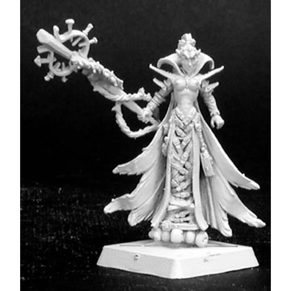 Reaper Miniatures Thuusia, Darkspawn Mage #14088 Darkspawn Unpainted D&D Mini